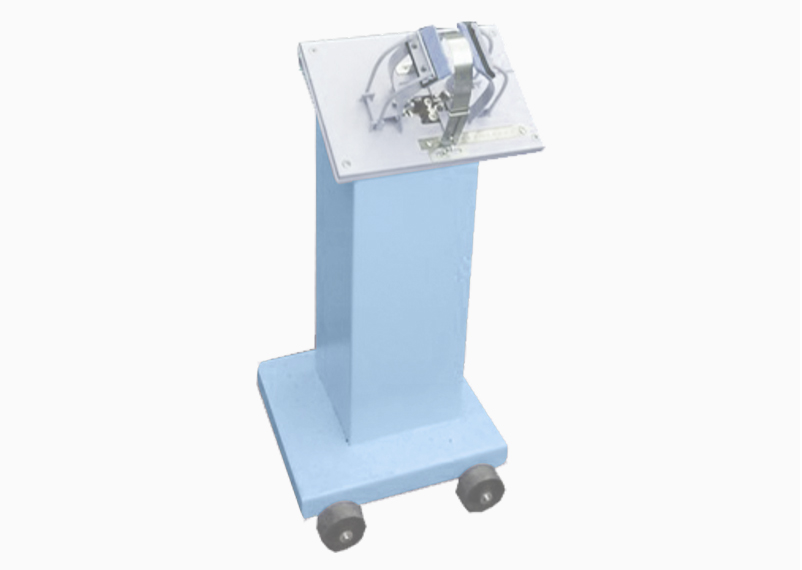 JS 211 Lacing machine